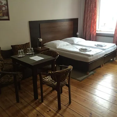 ゲストハウス ペンション クラシック 2*